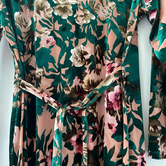 This is an Aishan brand spring and autumn blended long-sleeved dress - Picture 5 of 9